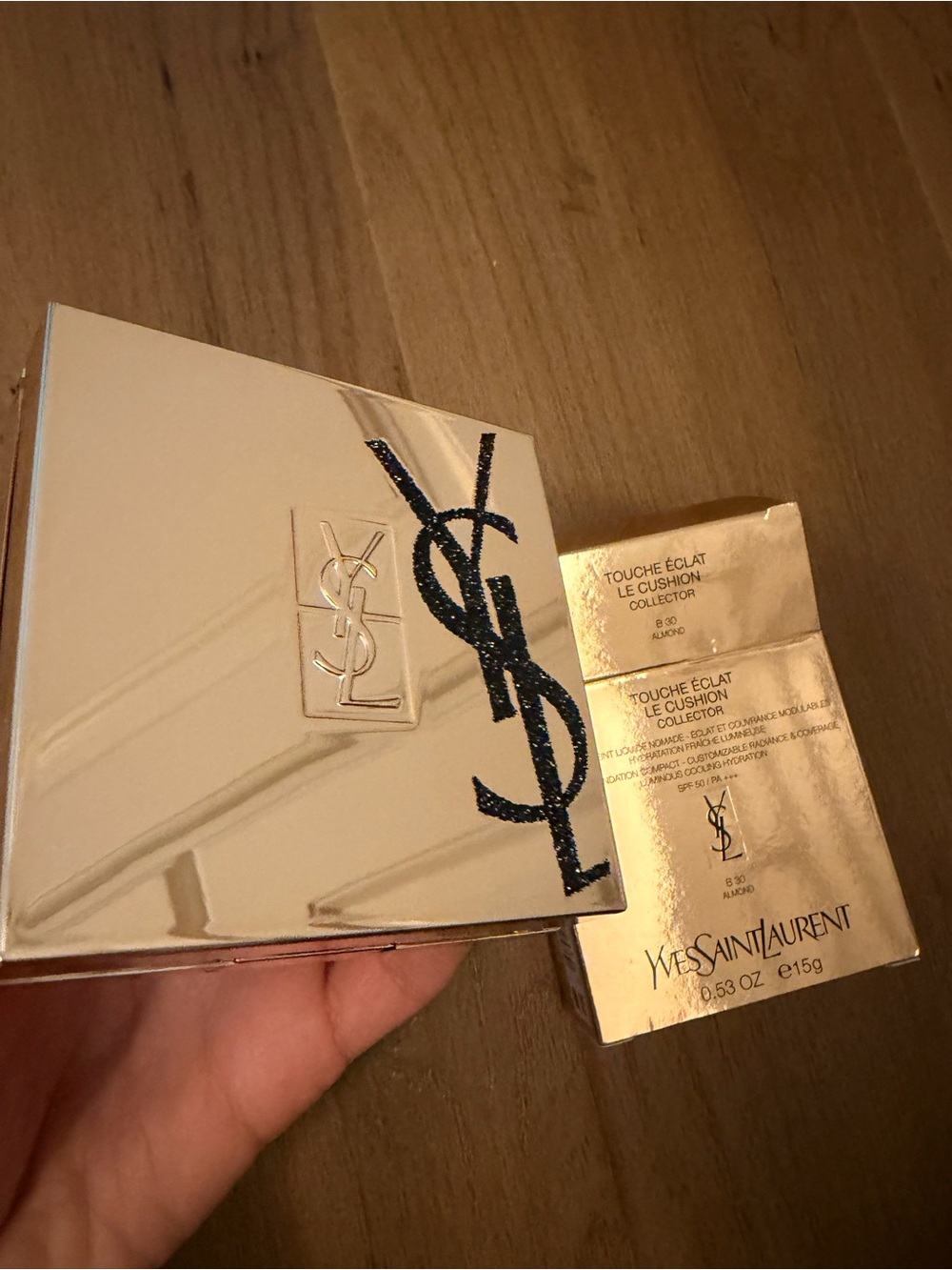 Yves Saint Laurent Gold Reflective Compact Cushion